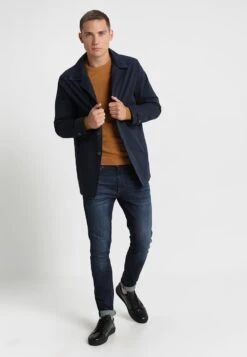 Pier One Trui - Mottled Dark Yellow 9 Pier One Trui - Mottled Dark Yellow -Herenmode 239be398c49b414ab6f069d4af08b52a