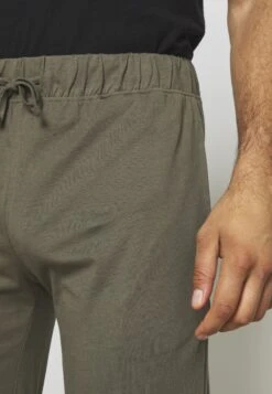 Pier One 2 Pack - Pyjamabroek - Black/Khaki -Herenmode 2d7e8aabb1c34004a160f9bd3c559011