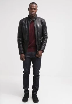 Pier One Basic Crewneck - Trui - Bordeaux -Herenmode 467786cb161c43b5ab1926a60809e93c