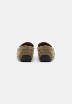 Pier One Unisex - Mocassins - Olive -Herenmode 83d1f5a6a06847da9775750cb73a9d57