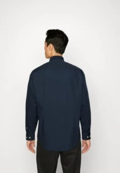 Pier One 3 Pack - Zakelijk Overhemd - White/Light Blue/Dark Blue -Herenmode 9c5bc8c34ea0415fb949ca66c8b6f9f0