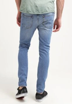 Pier One Slim Fit Jeans - Light Blue Denim -Herenmode 9ce69a79e7f24d82919ce673ea1c8949