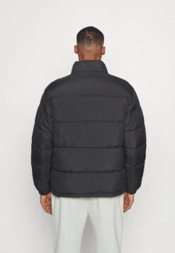 YOURTURN Oversize Puffer Jacket Unisex- Winterjas - Black 9 YOURTURN Oversize Puffer Jacket Unisex- Winterjas - Black -Herenmode b57499cc4ae34e7f9e98987799f2440f