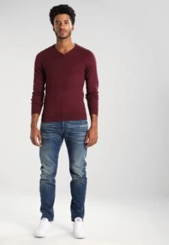Pier One Trui - Bordeaux 9 Pier One Trui - Bordeaux -Herenmode b8efe27e420342469cb15a70d7fc5445