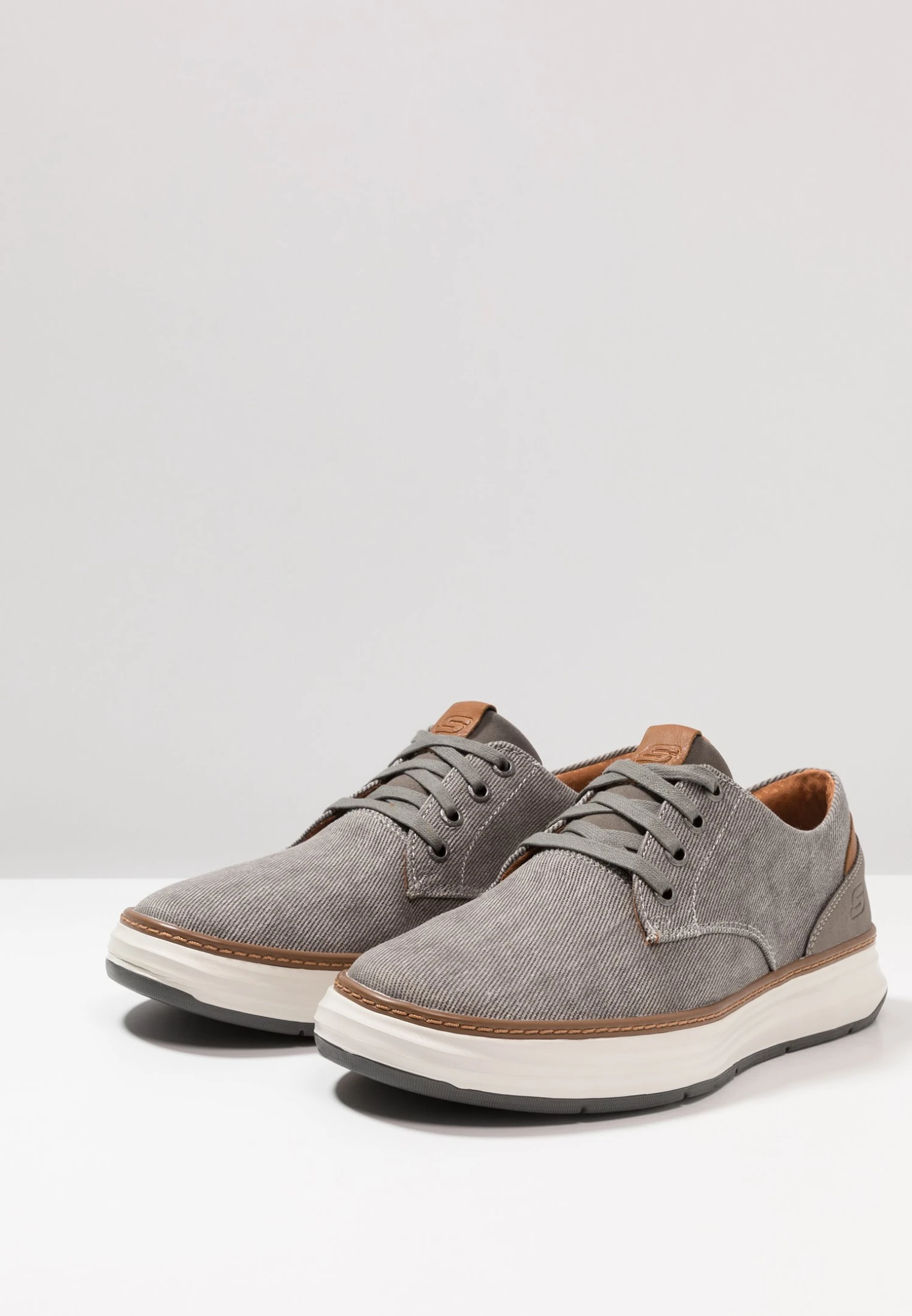 Skechers Moreno - Sneakers Laag - Taupe 5 Skechers Moreno - Sneakers Laag - Taupe - Afbeelding 3