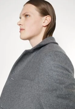 J.Lindeberg Holger Melton Coat - Mantel - Mid Grey Melange 15 J.Lindeberg Holger Melton Coat - Mantel - Mid Grey Melange -Herenmode c574d86a60724a93a69f550f2ef823aa