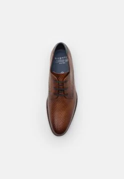 Bugatti Zavinio - Veterschoenen - Cognac 11 Bugatti Zavinio - Veterschoenen - Cognac -Herenmode c75510683ba641b29a59c56709d51799