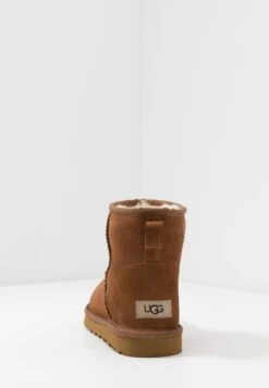 Ugg Classic Mini - Korte Laarzen - Chestnut -Herenmode de7dfeefe13347f4a7dceeb4f76556d1