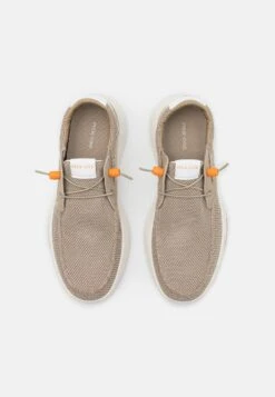 Pier One Sneakers Laag - Beige 11 Pier One Sneakers Laag - Beige -Herenmode e1e11fb9800f406ebbfc2036aeac7718