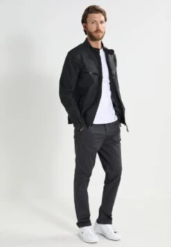 Pier One 2 Pack - T-Shirt Basic - White -Herenmode ee6eba2972234e879b90da4d007f28f1