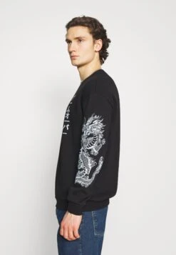 YOURTURN Sweater - Black 14 YOURTURN Sweater - Black -Herenmode efe317ba193142b180f368b1c2b9dde3